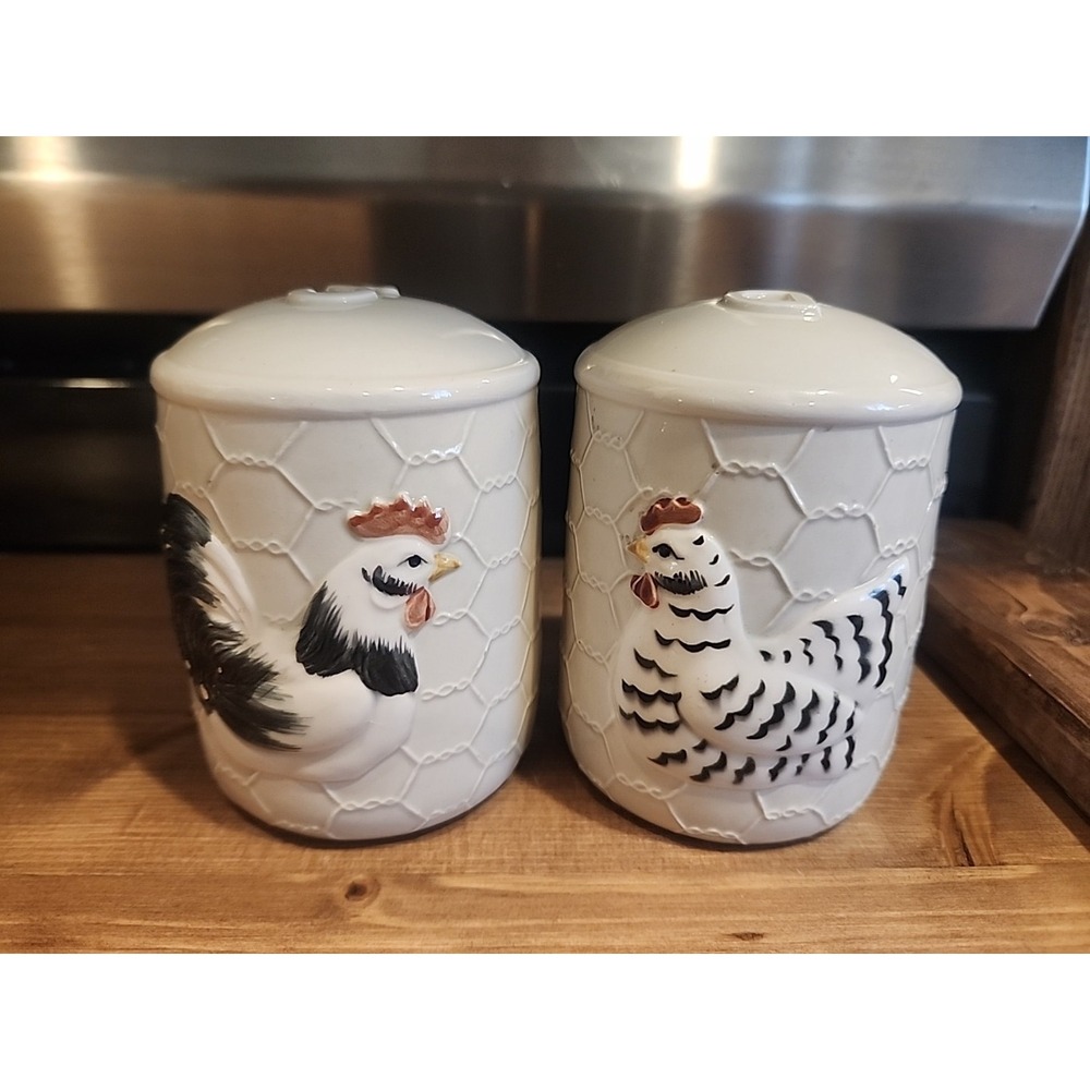 Vintage Fitz and Floyd Salt and Pepper‎ Shakers Chickens Roosters 🐓